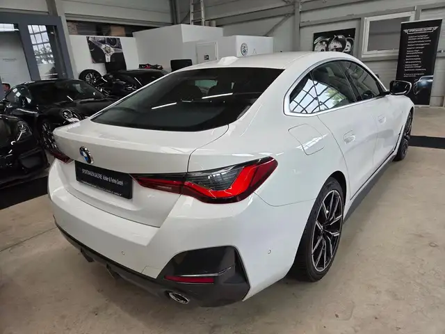 BMW I view 11