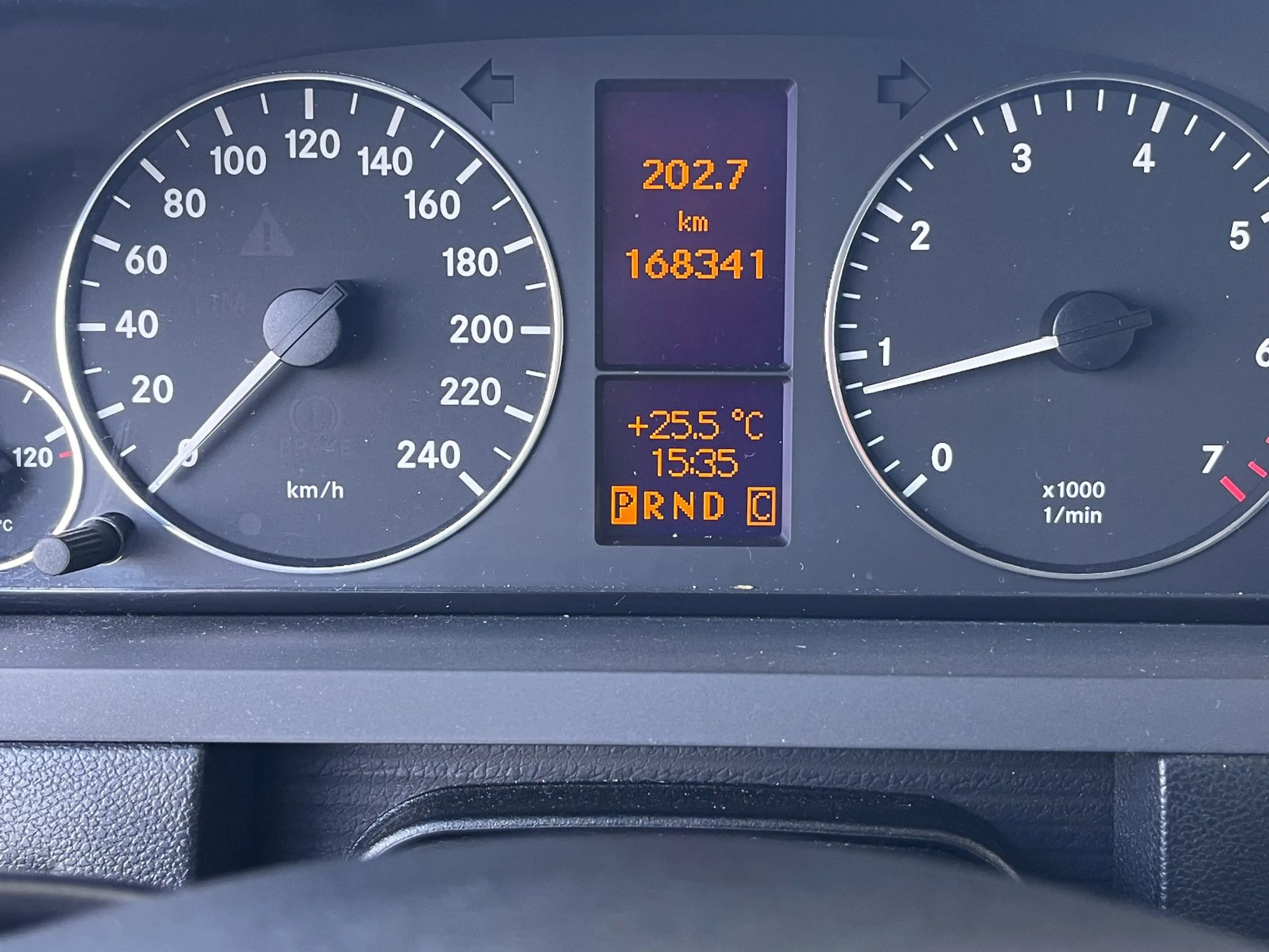 Mercedes-Benz A 200 5-türig Automatik — photo 15