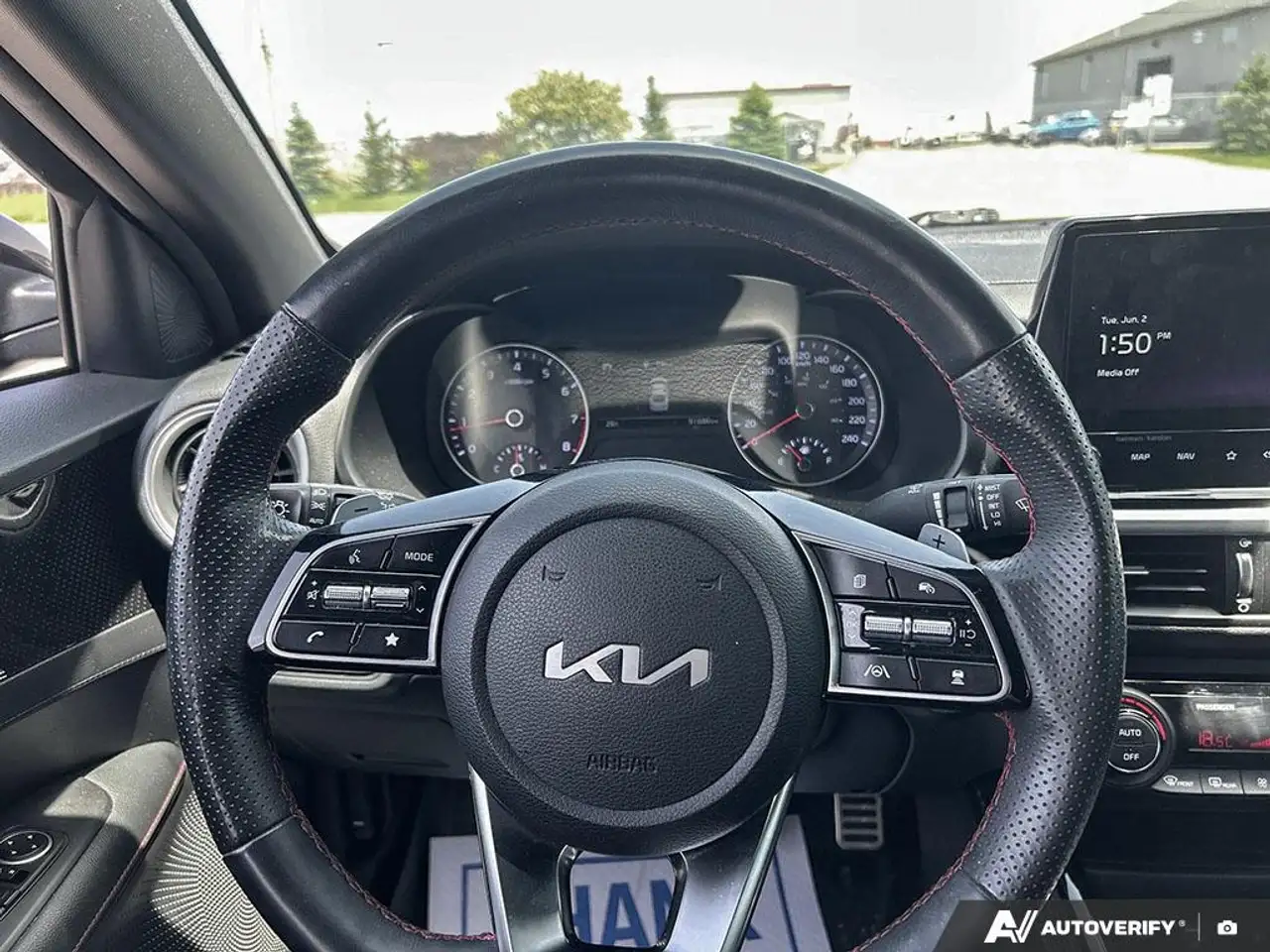 Kia Forte снимка Kia Forte
