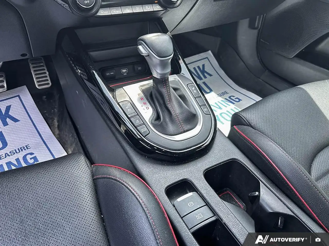 Kia Forte снимка Kia Forte