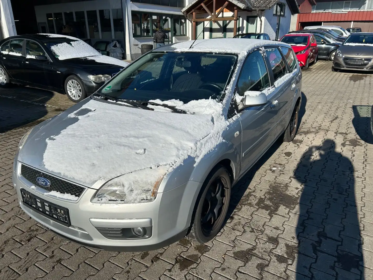 Ford Focus Turnier Style * TÜV 01/27 * KLIMA Silber - 1