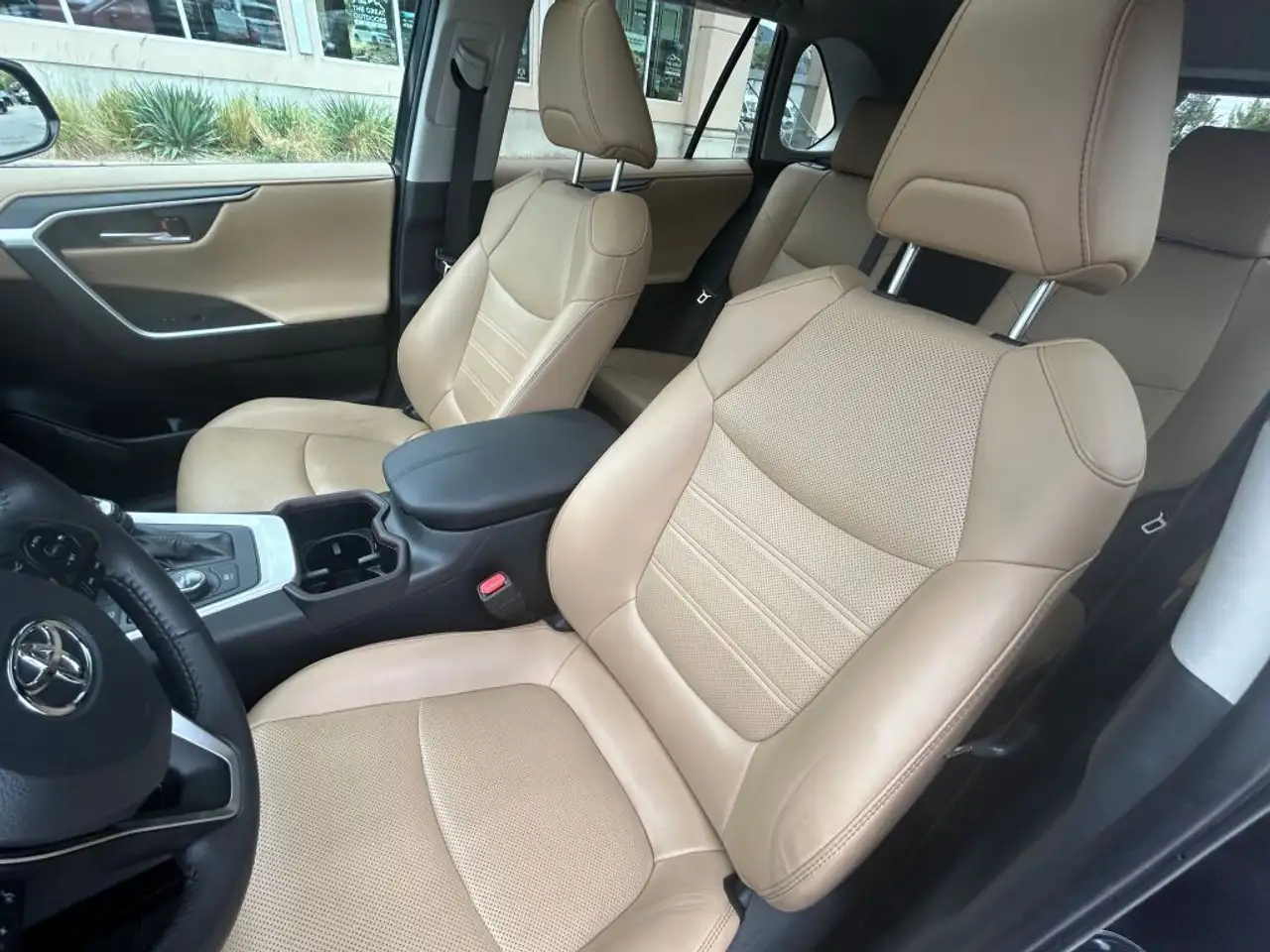 Toyota RAV 4 снимка Toyota RAV 4