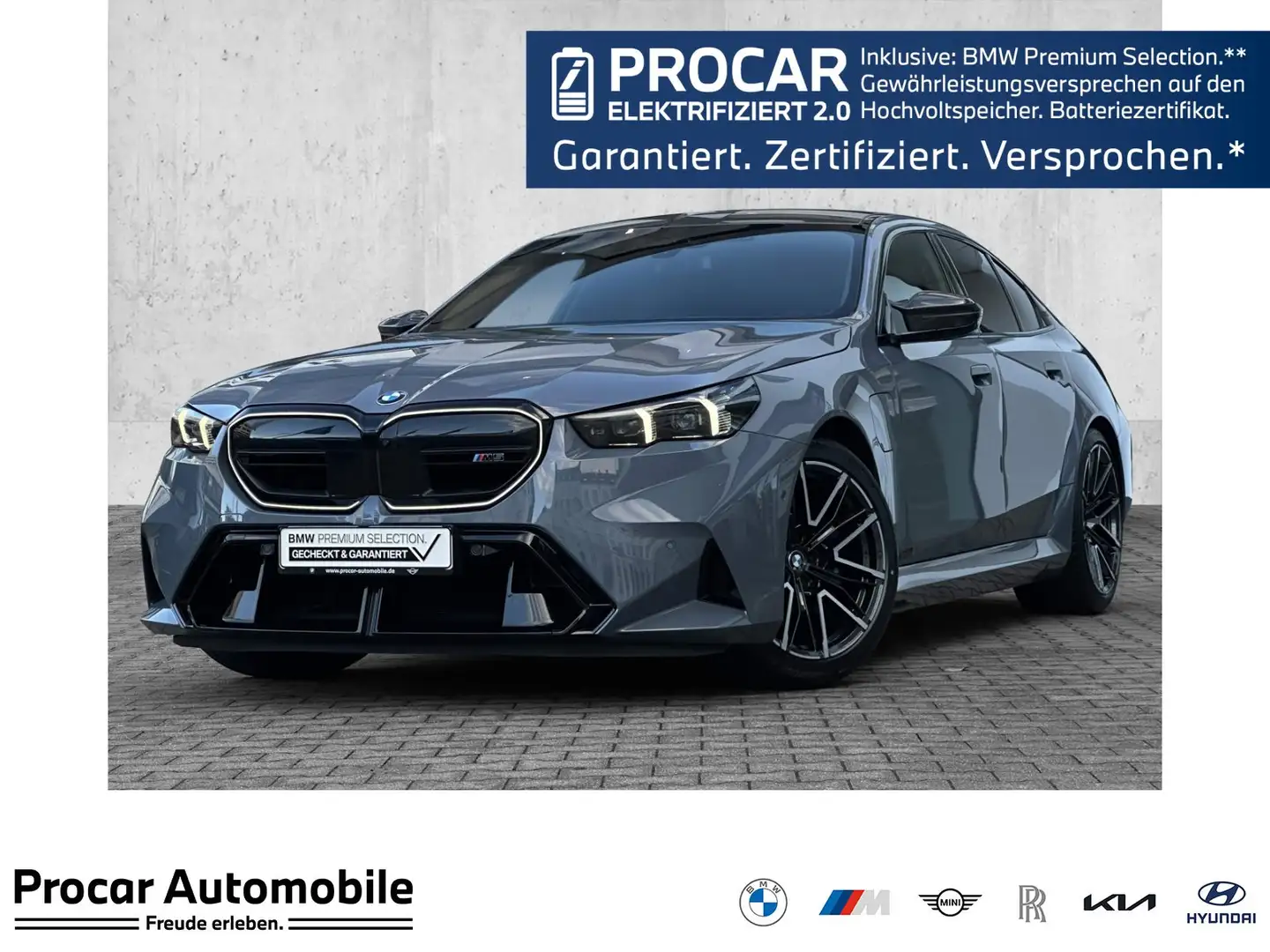 BMW M5 Limousine DA Prof PA Prof B&W HuD AHK 21"LM Grau - 1