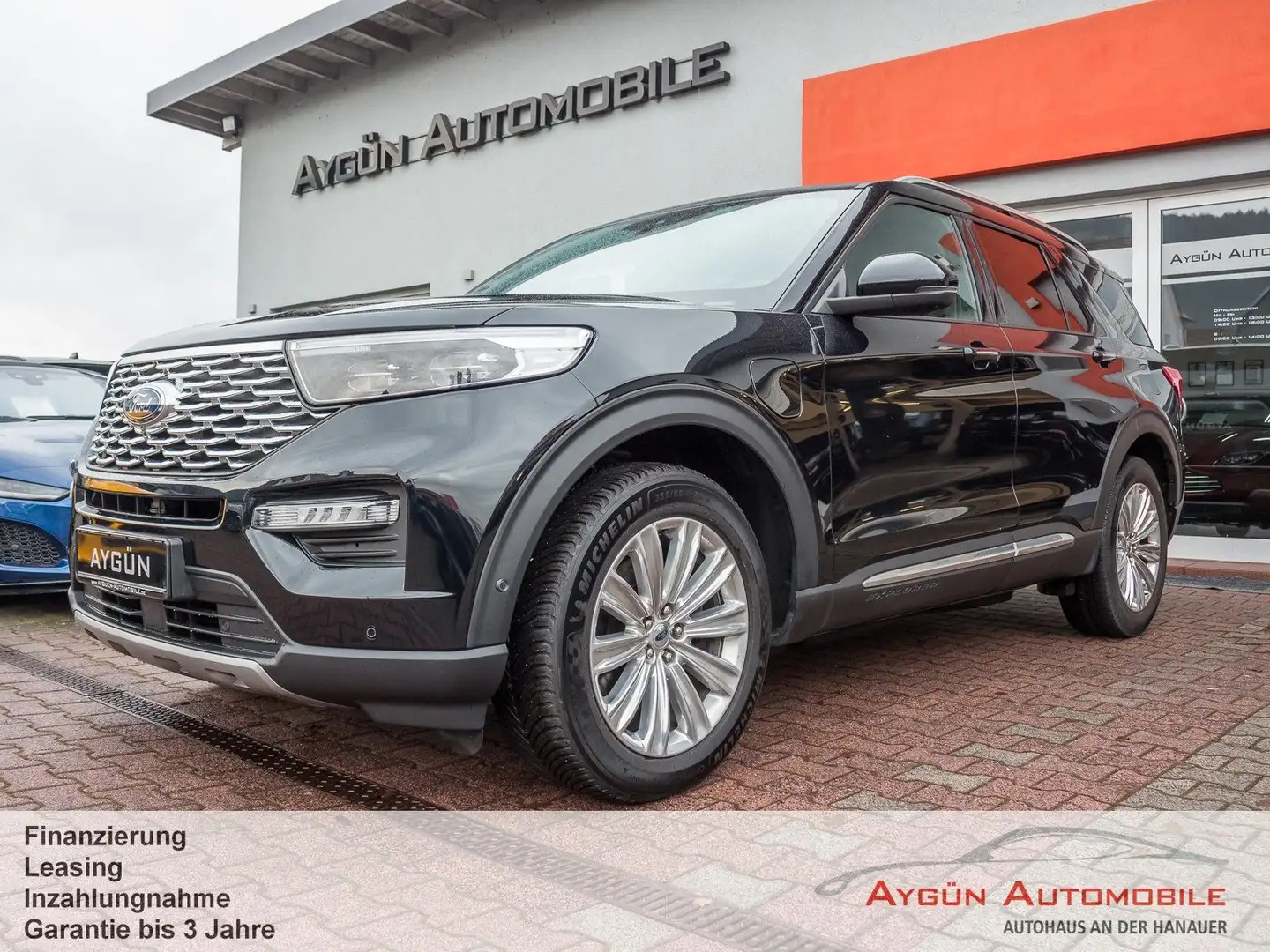Ford Explorer Platinum Plug-in-Hybrid 4x4 Panorama Schwarz - 1