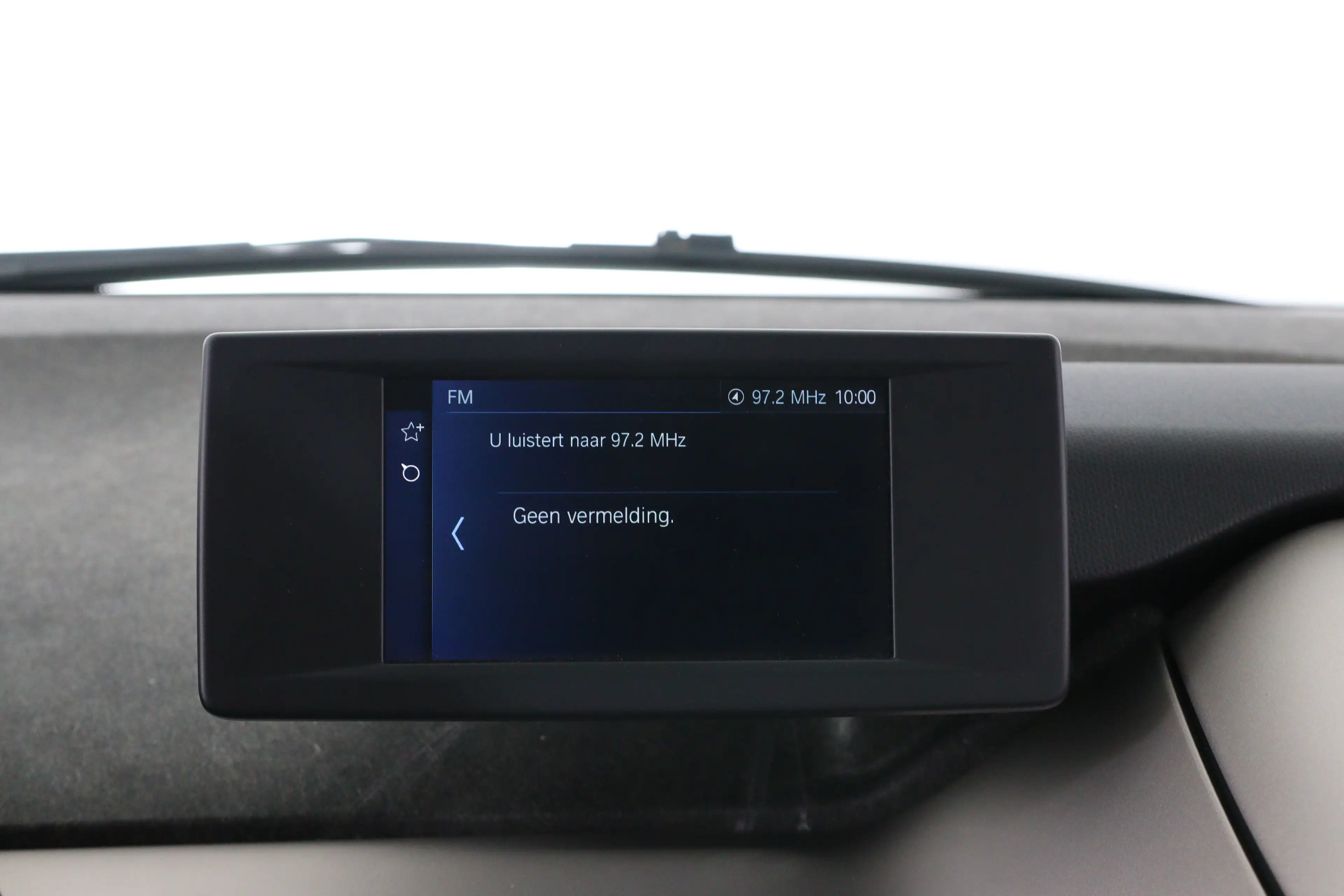 BMW i3 Basis 120Ah 42 kWh | Navigatie | Camera | LED | Cr — photo 14