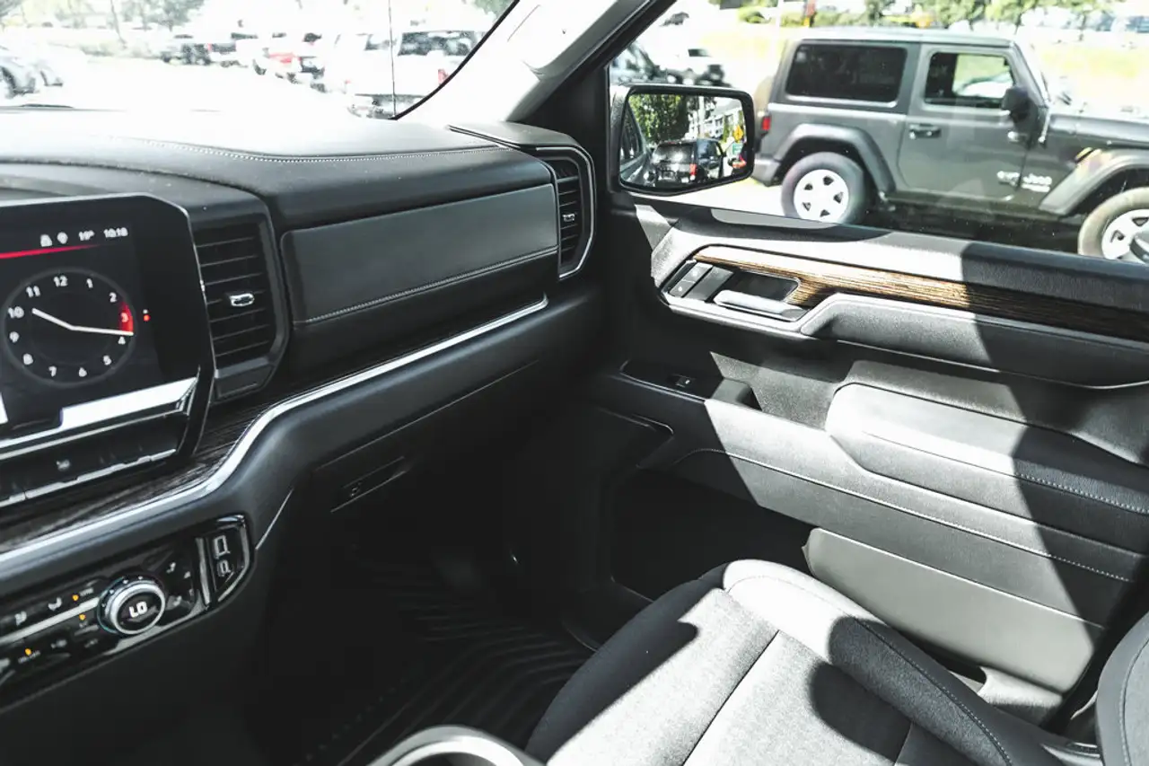 GMC Sierra 1500 снимка GMC Sierra 1500