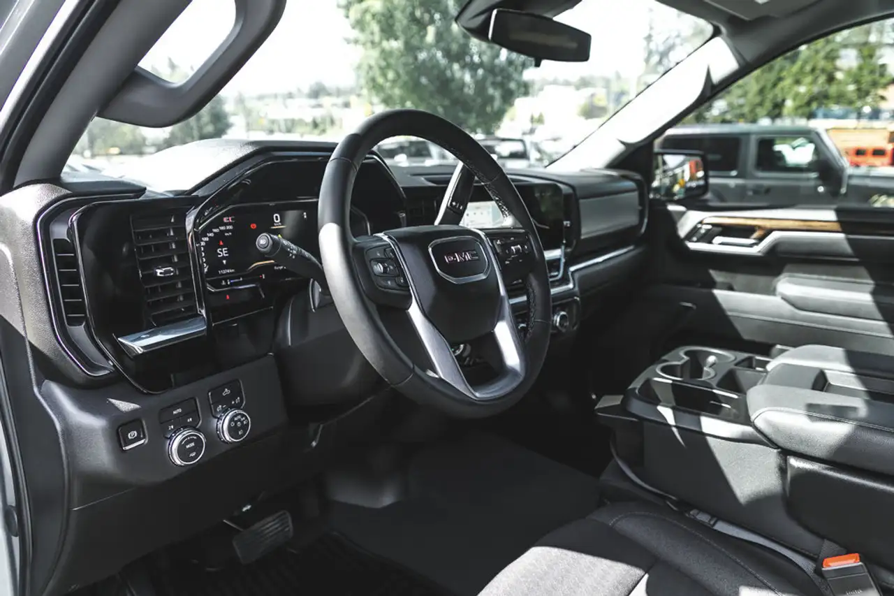 GMC Sierra 1500 снимка GMC Sierra 1500