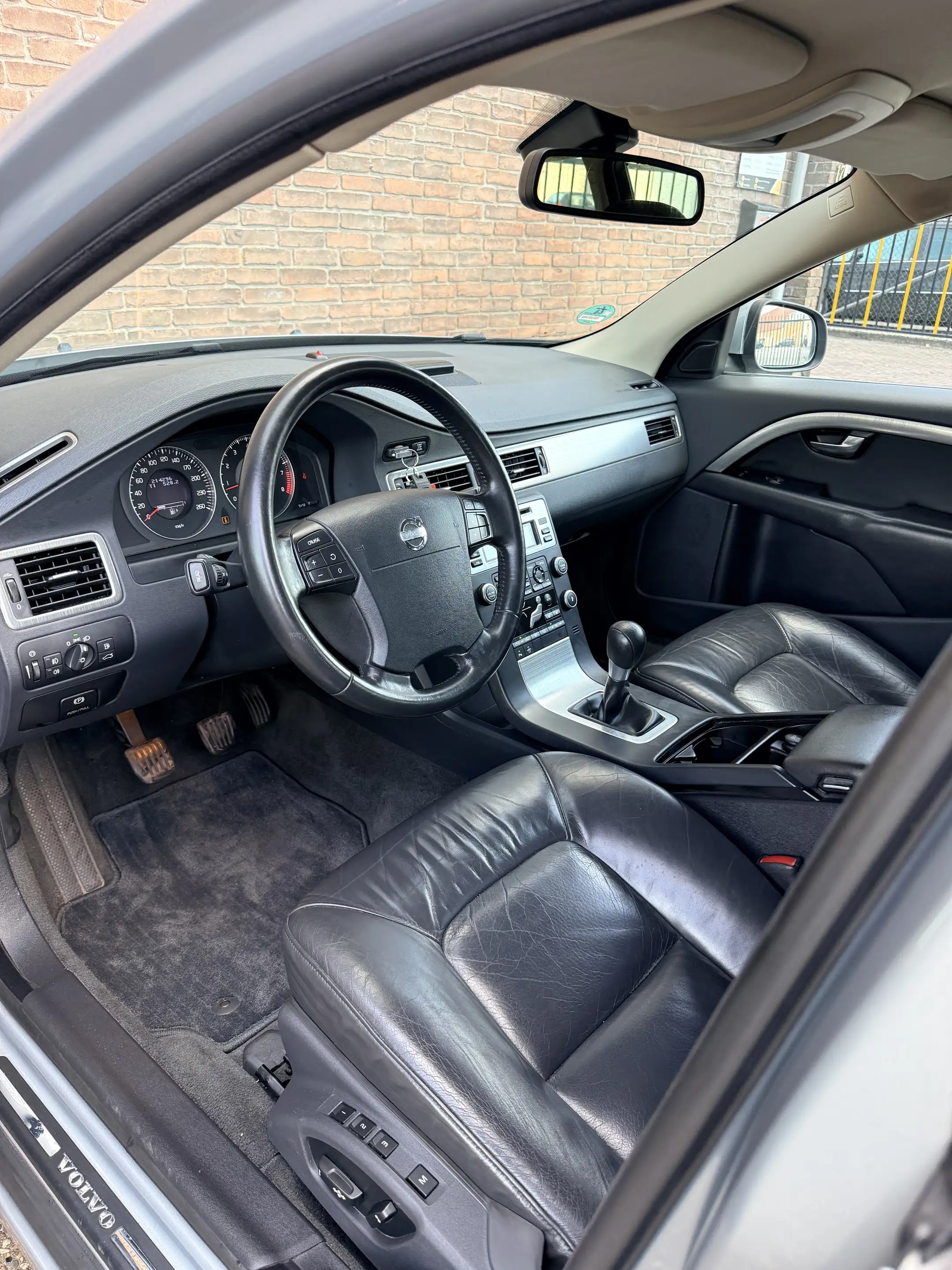 Volvo V70 2.5T Summum·Koppeling Vervangen·Leder· Memory·Stoe — photo 13