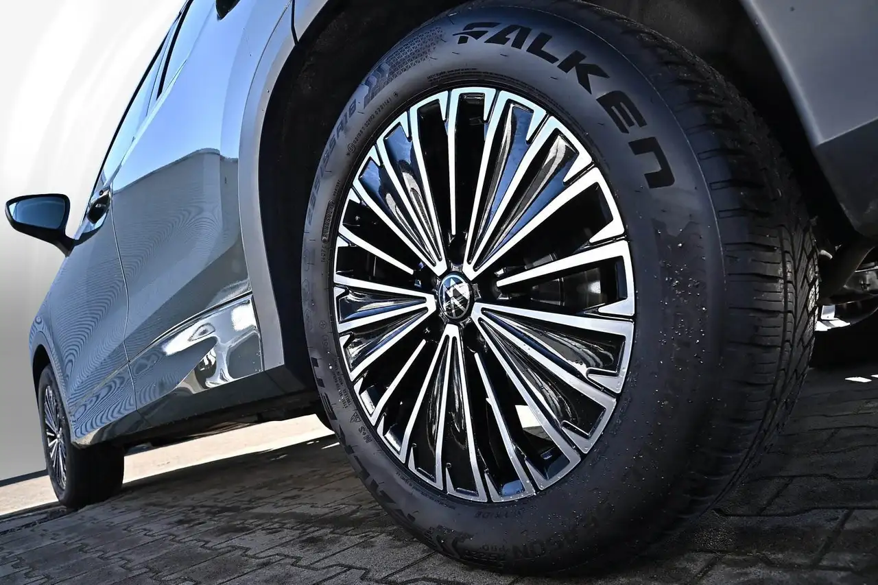 Volkswagen Tayron 1.5 eTSI DSG Life 5