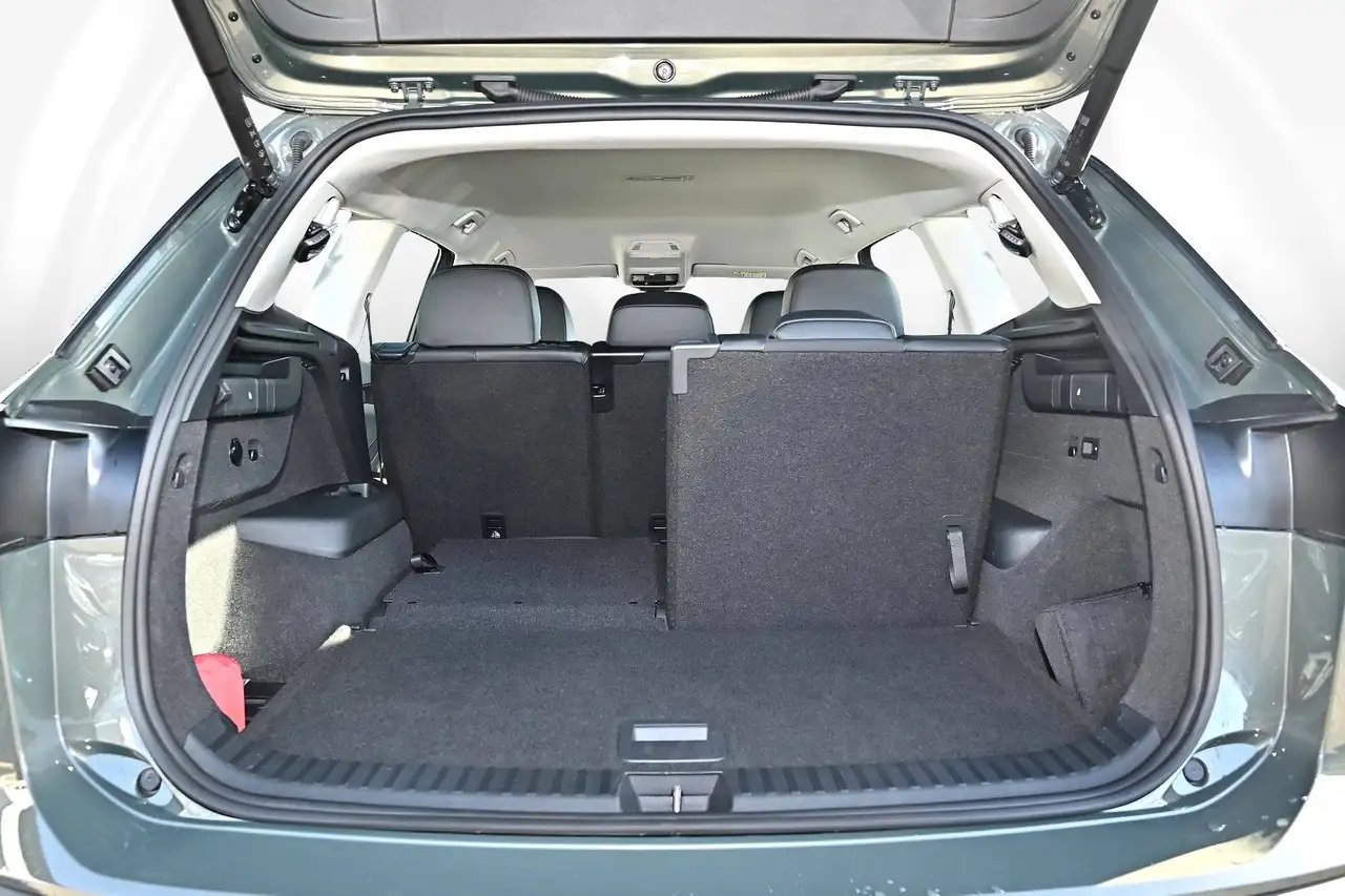 Volkswagen Tayron 1.5 eTSI DSG Life 9