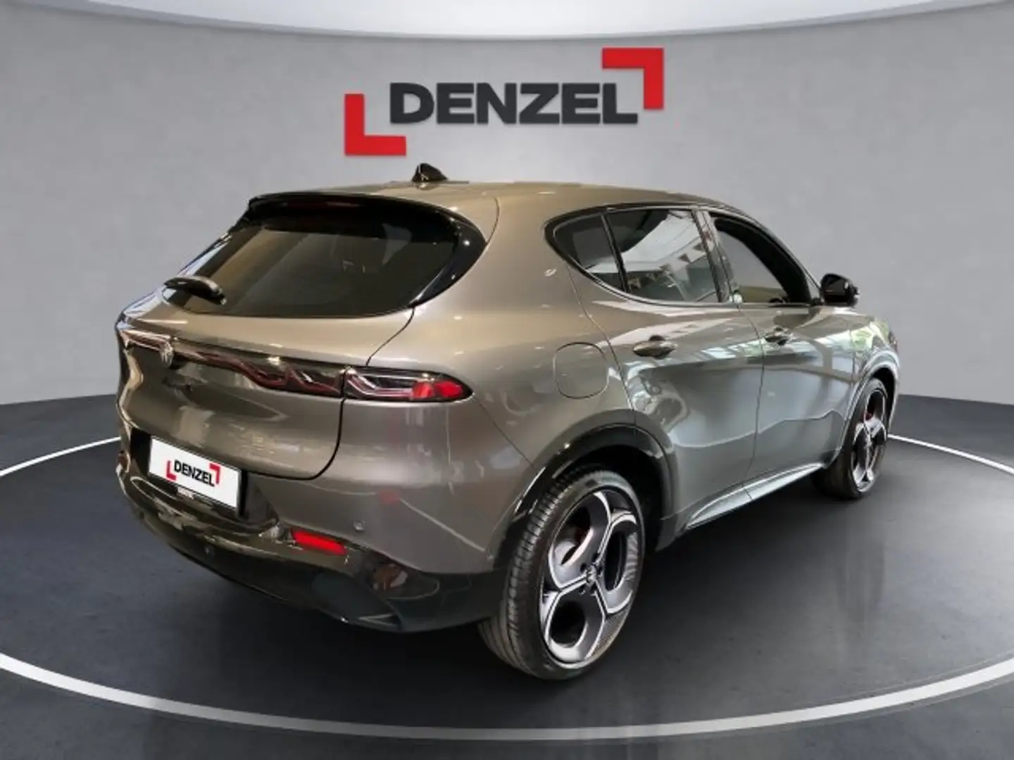 Alfa Romeo Tonale Ibrida 1.5 175PS FWD TI Grau - 2