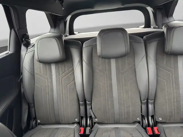 Peugeot 5008 view 13