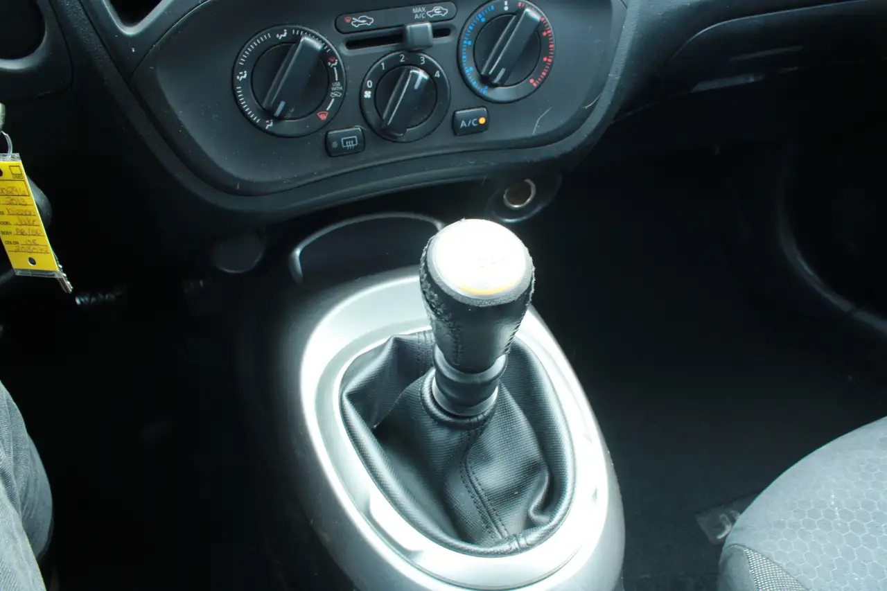 Nissan Juke снимка Nissan Juke