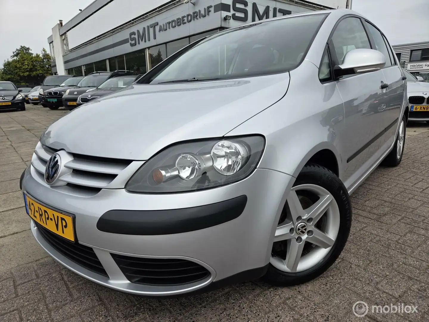 Volkswagen Golf Plus 1.6 FSI Comfortline AC/CC/NLAuto/NWAPK Grijs - 1