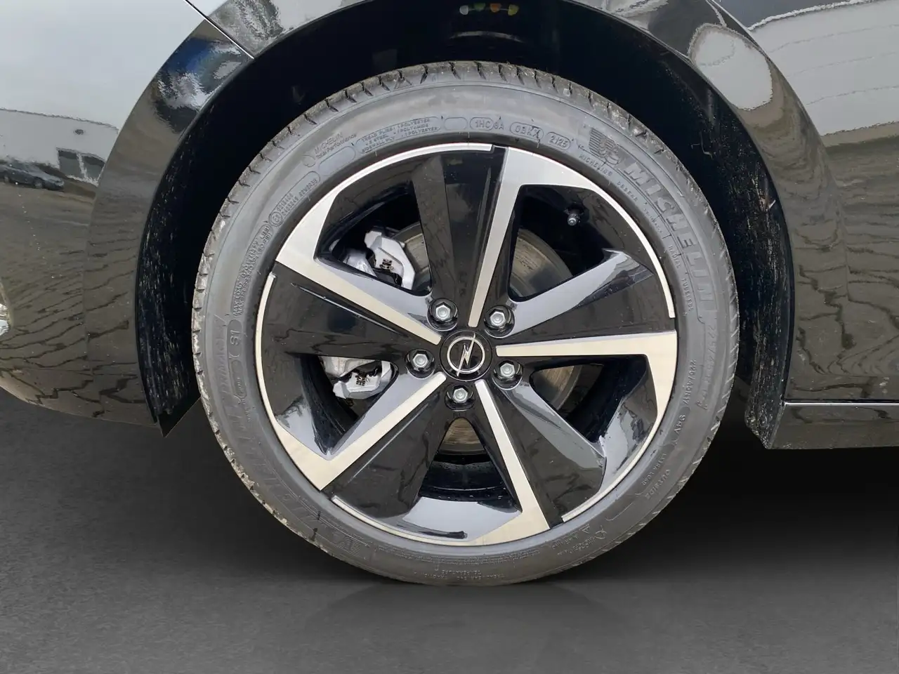 Opel Astra GS Automatik, Kamera, SHZ, 23