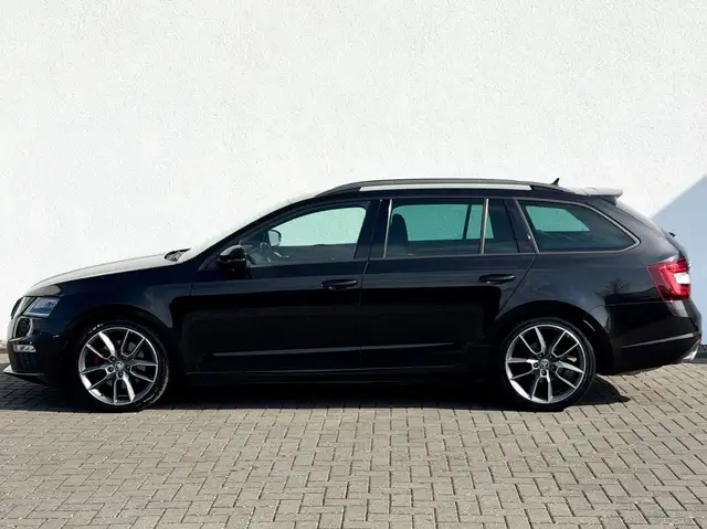 Skoda Octavia view 8