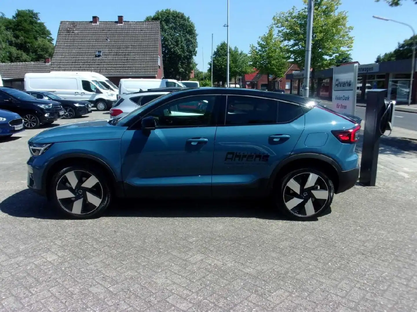 Volvo C40 1st Edition Recharge Pure Electric AWD Albastru - 2