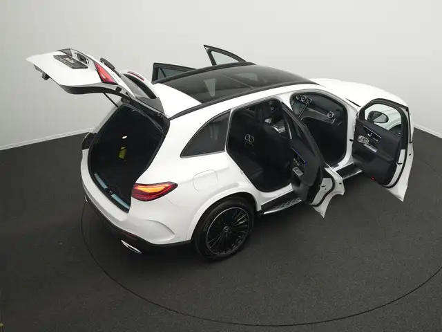 Mercedes-Benz GLC view 15