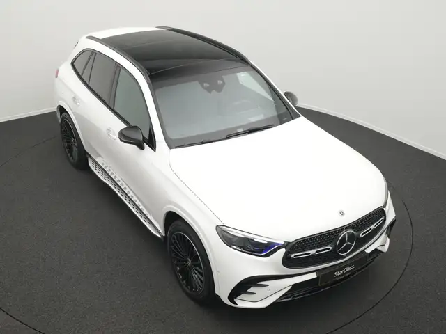 Mercedes-Benz GLC view 12