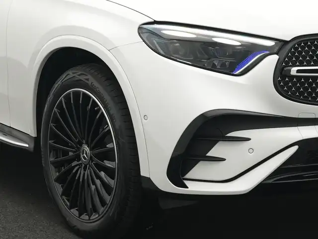Mercedes-Benz GLC view 9