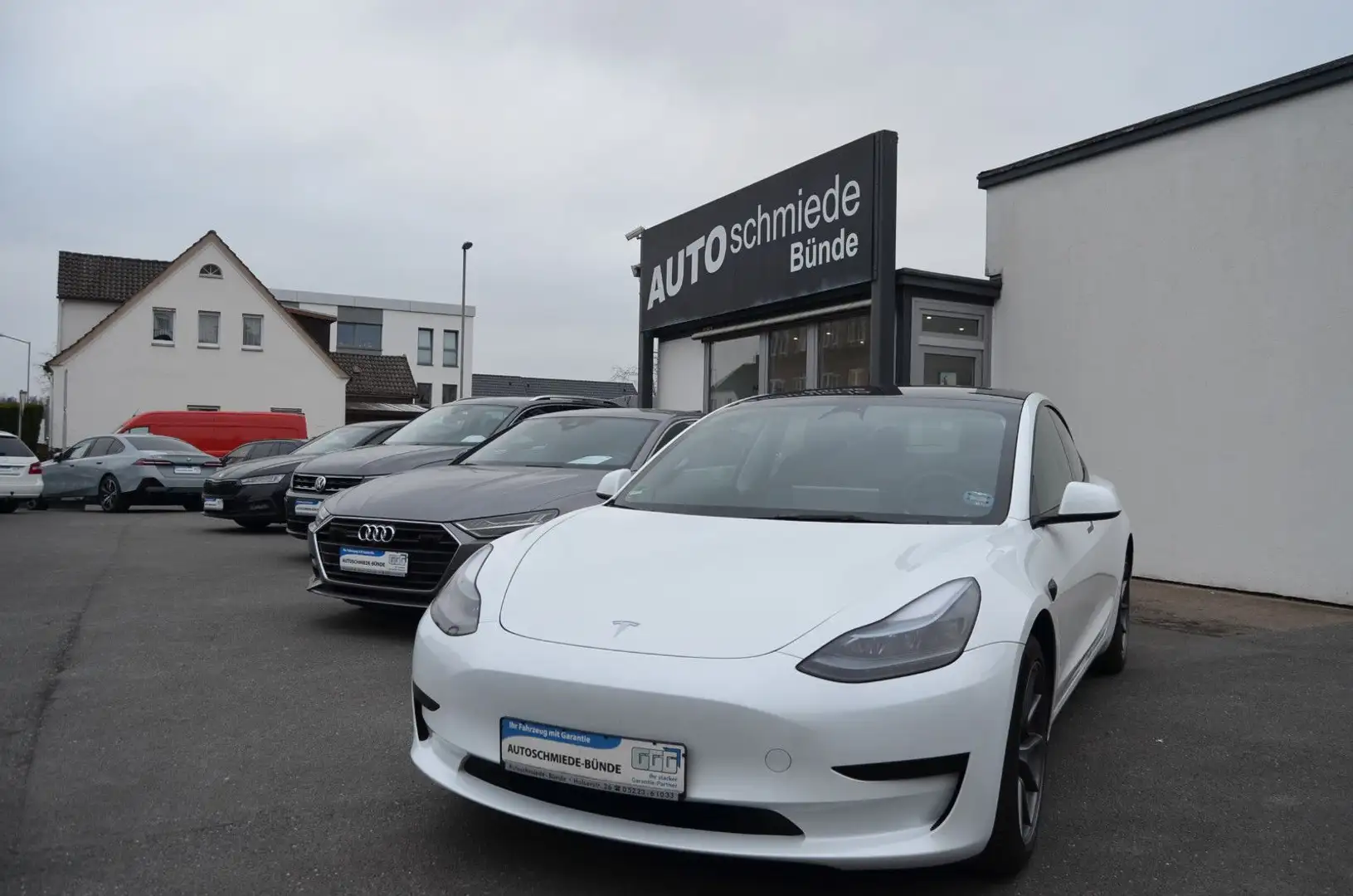 Tesla Model 3 Basis RWD 1.Hand Leder LED Weiß - 1