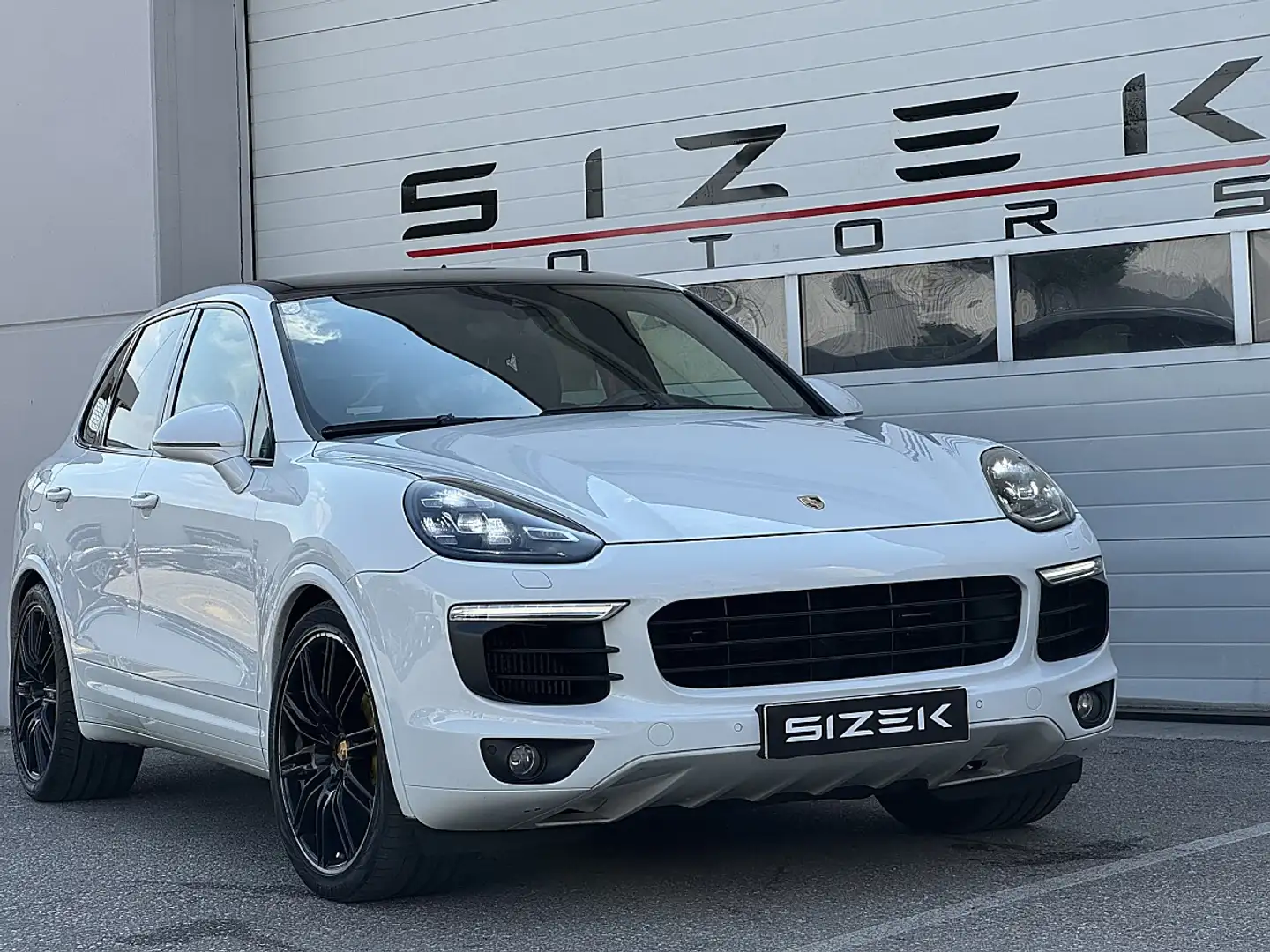 Porsche Cayenne II 3,0 Aut.|GTS-LOOK|V8-SOUND|STERNENHIMMEL Weiß - 2