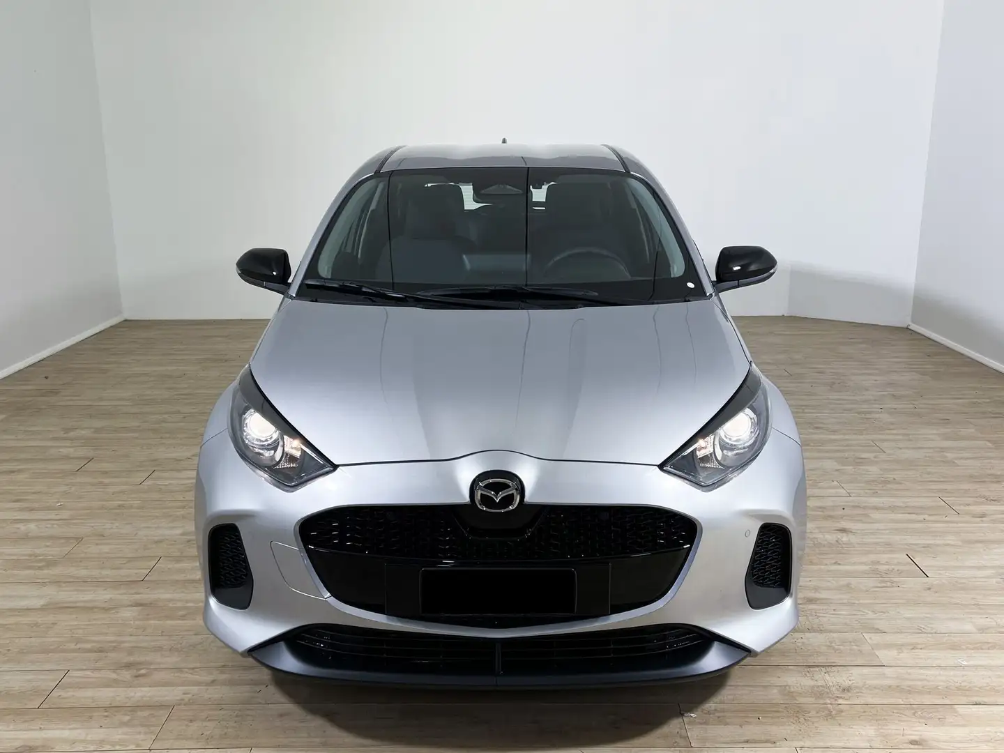 Mazda 2 1.5 VVT e-CVT Full Hybrid Elec. Exclusive-Line Argento - 2