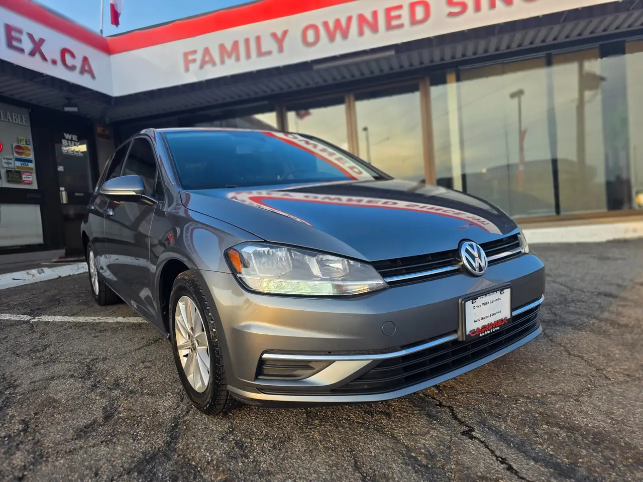 Volkswagen Golf photo Volkswagen Golf