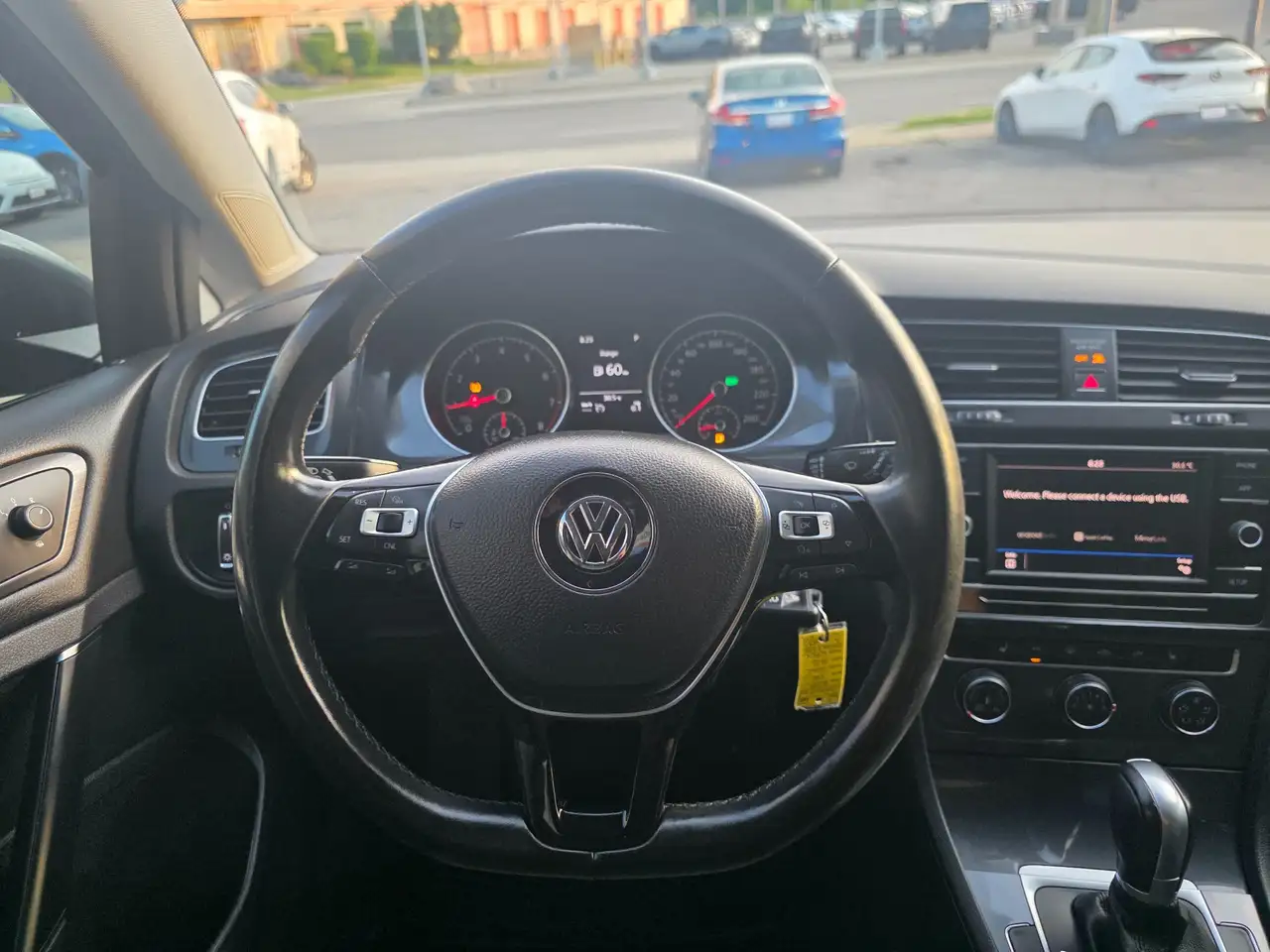 Volkswagen Golf photo Volkswagen Golf