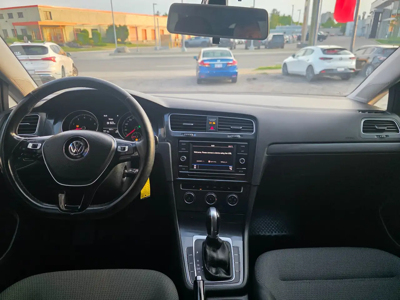 Volkswagen Golf photo Volkswagen Golf
