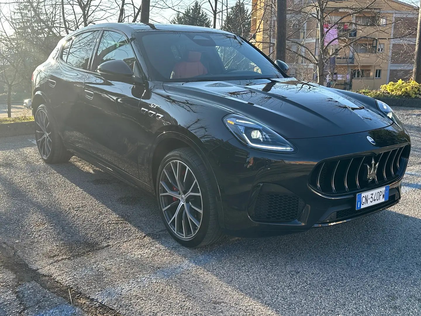 Maserati Grecale 2.0 mhev GT 250cv auto NO SUPERBOLLO Noir - 2