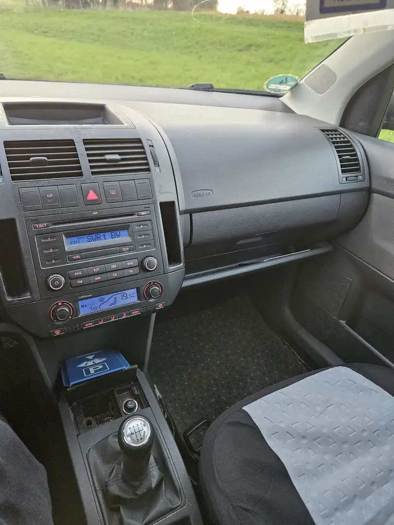 Volkswagen Polo Polo 1.4 TDI Tour Grau - 2