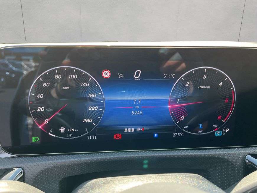 Mercedes-Benz A 220