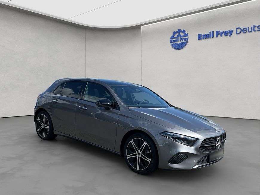Mercedes-Benz A 220