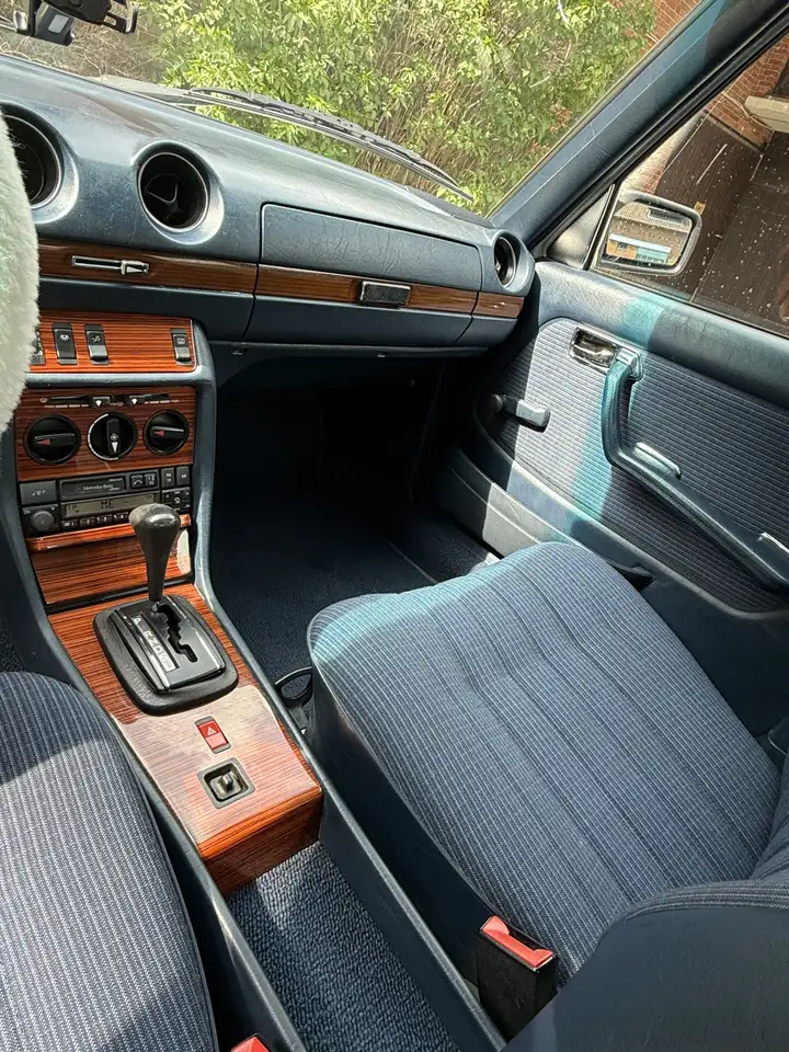 Mercedes-Benz Baureihe 123 230 E, foto 10