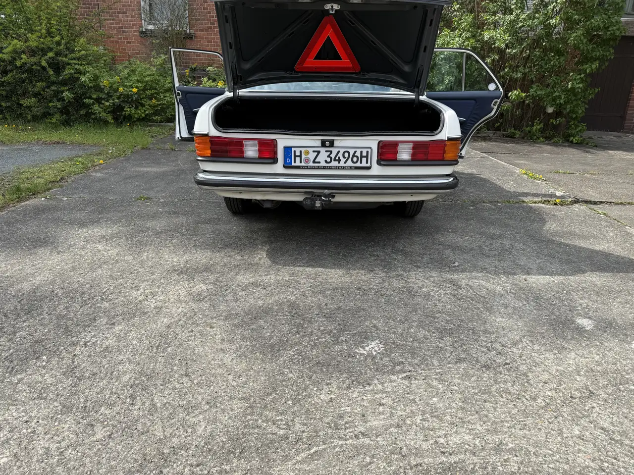 Mercedes-Benz Baureihe 123 230 E, foto 7