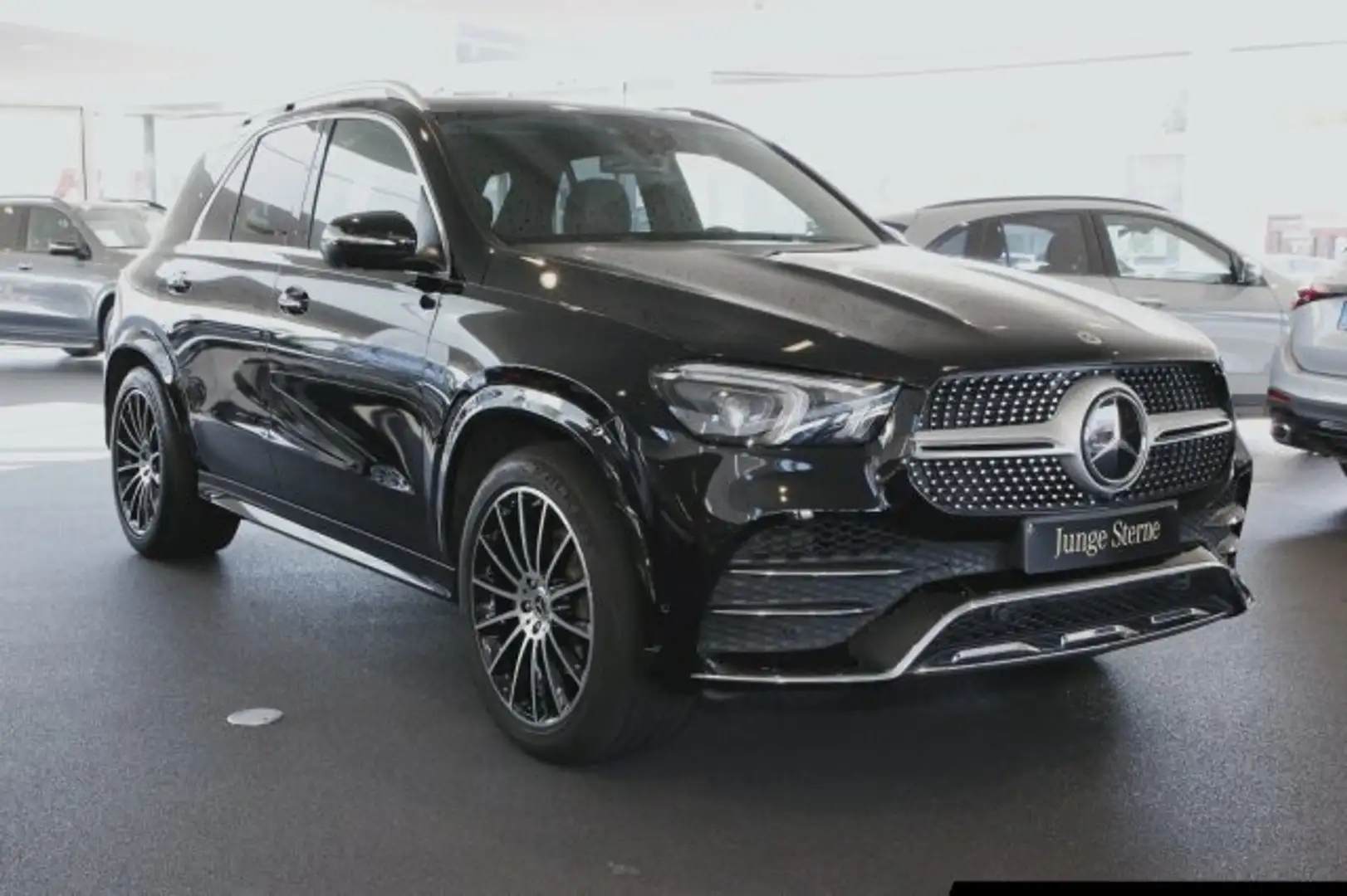 Mercedes-Benz GLE 400 GLE 400 d 4M AMG Line Distr/360°/Pano/Standh/AHK Schwarz - 2