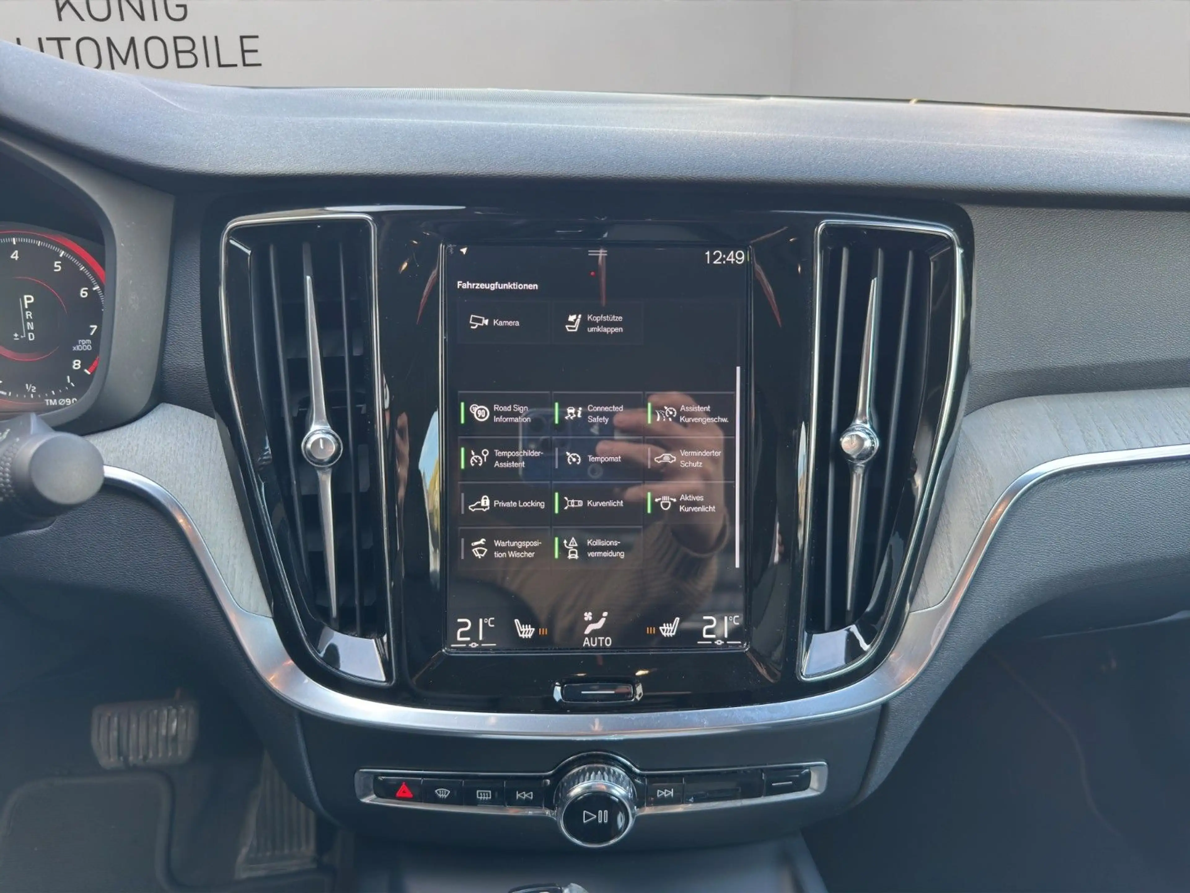 Volvo S60 Inscription/NAV/SHZ/SCHECKHEFT/LED/LM — photo 16