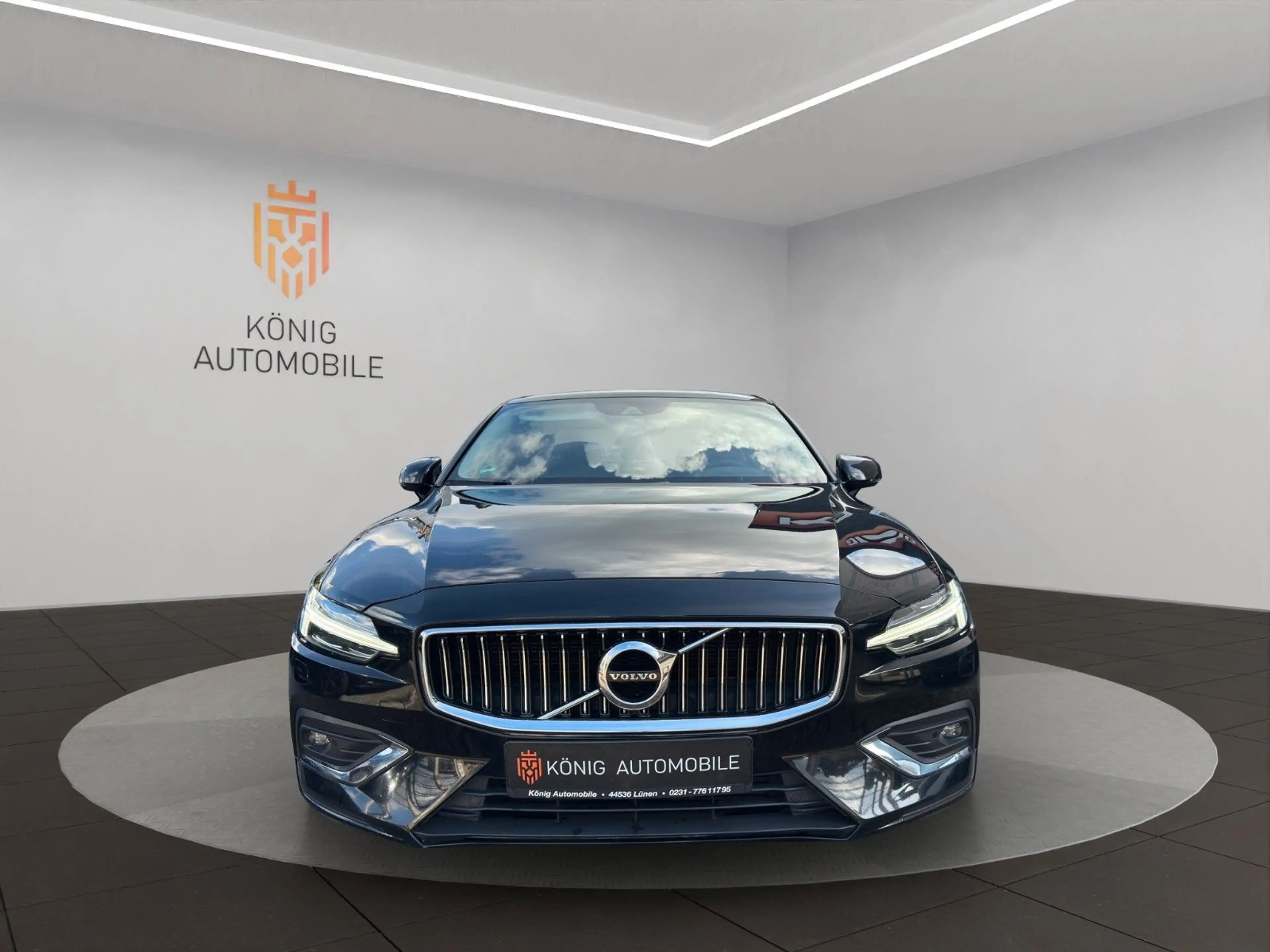 Volvo S60 Inscription/NAV/SHZ/SCHECKHEFT/LED/LM — photo 9