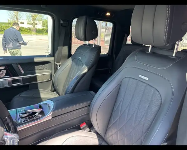 Mercedes-Benz G-Class view 17