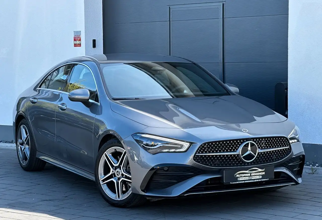 Mercedes-Benz CLA 200