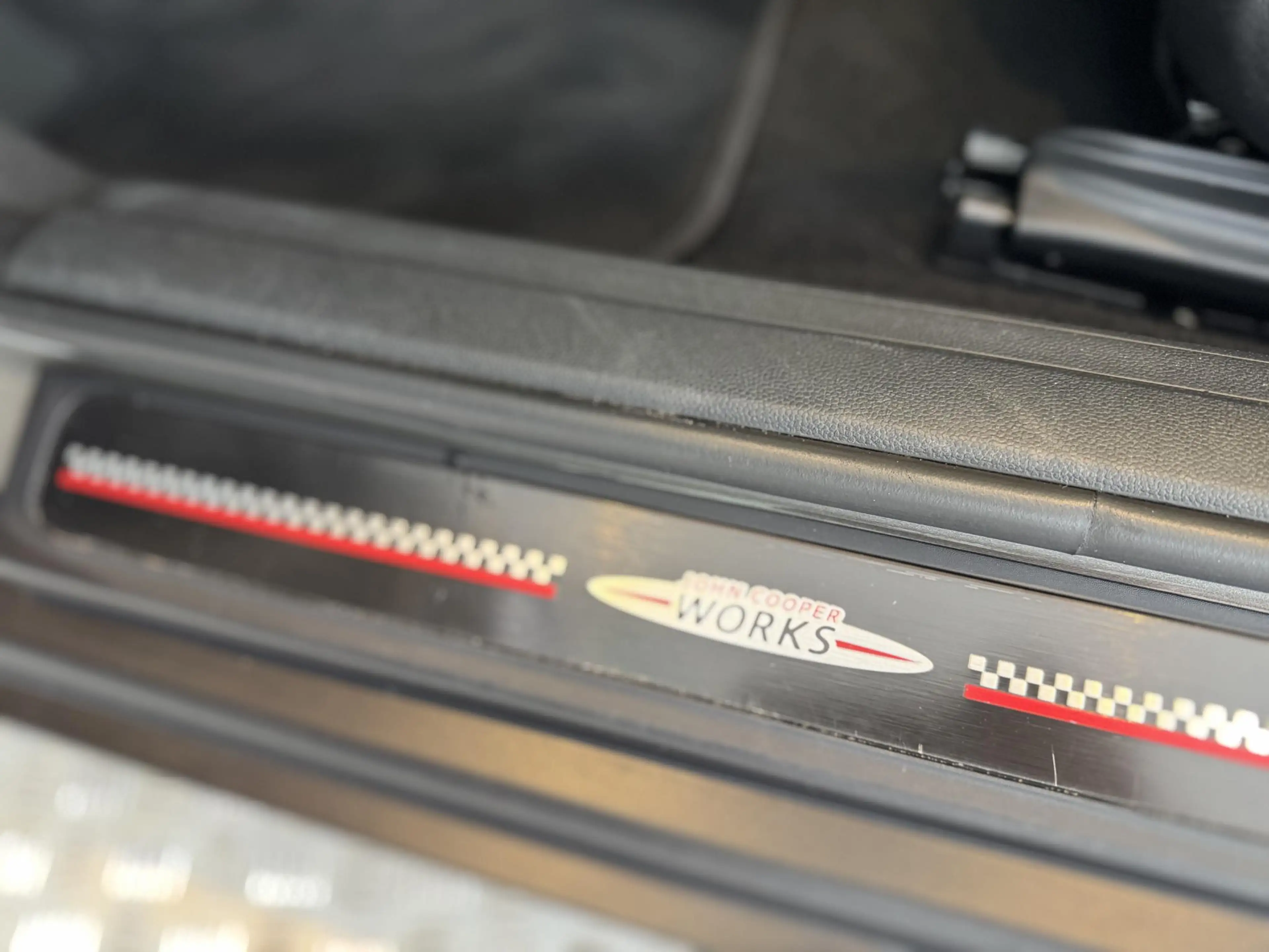 MINI John Cooper Works Clubman 2.0 ALL4 Chili — photo 10