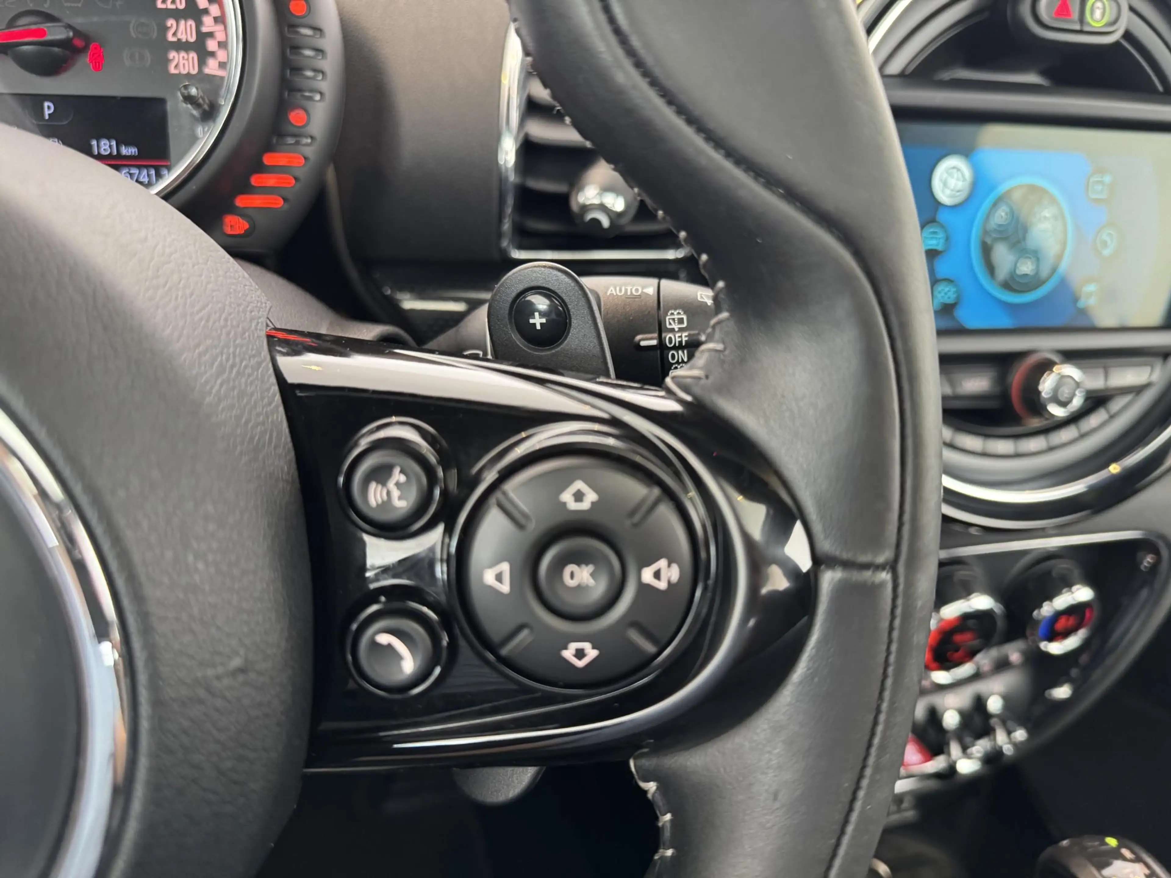 MINI John Cooper Works Clubman 2.0 ALL4 Chili — photo 19