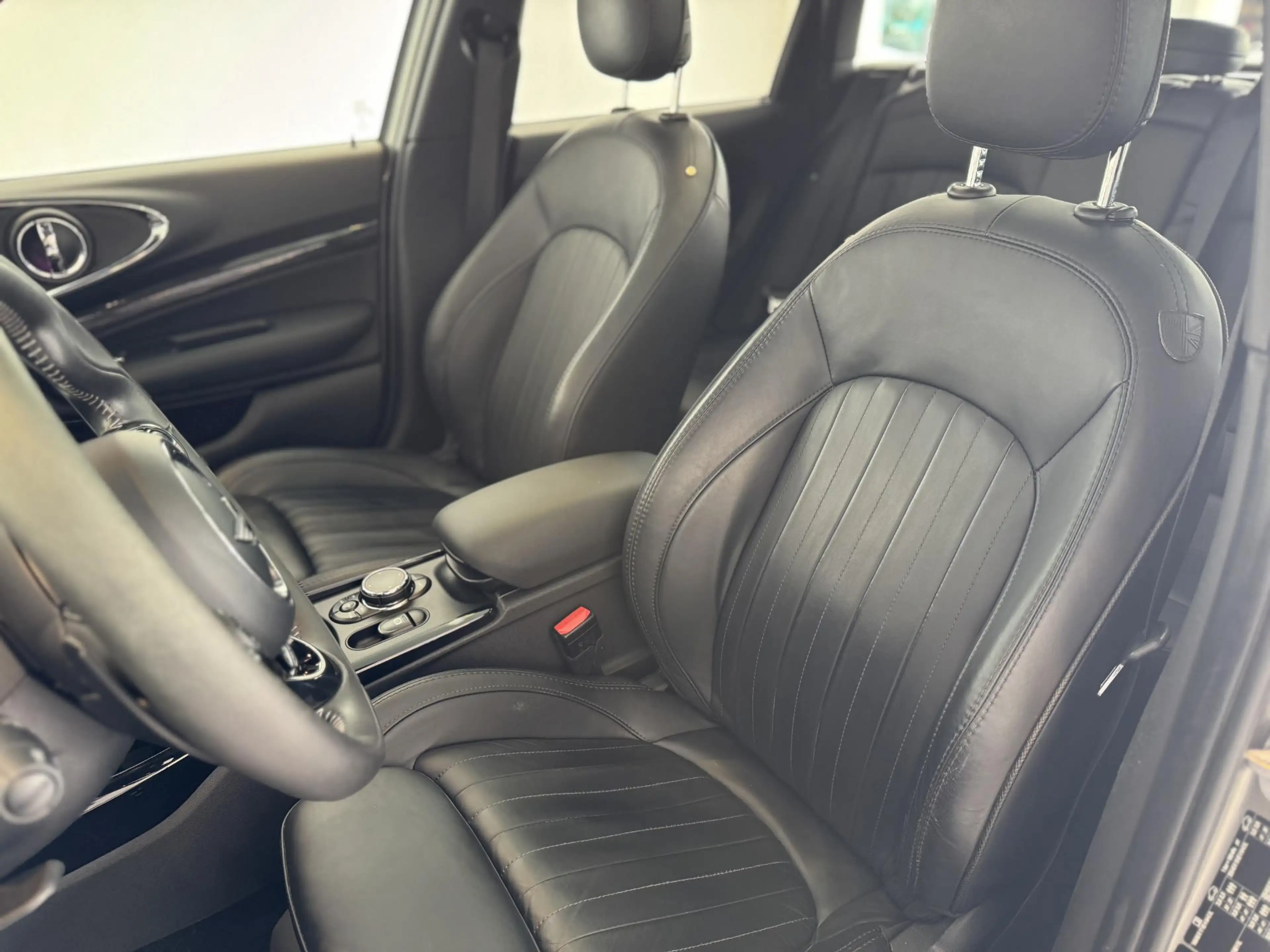 MINI John Cooper Works Clubman 2.0 ALL4 Chili — photo 11