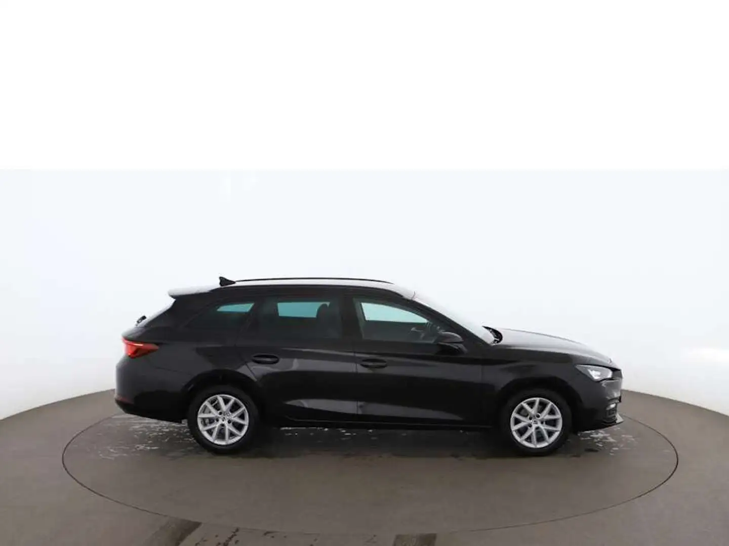 SEAT Leon ST 1.5 eTSI Style Aut LED NAVI SITZHZG PDC Negro - 2