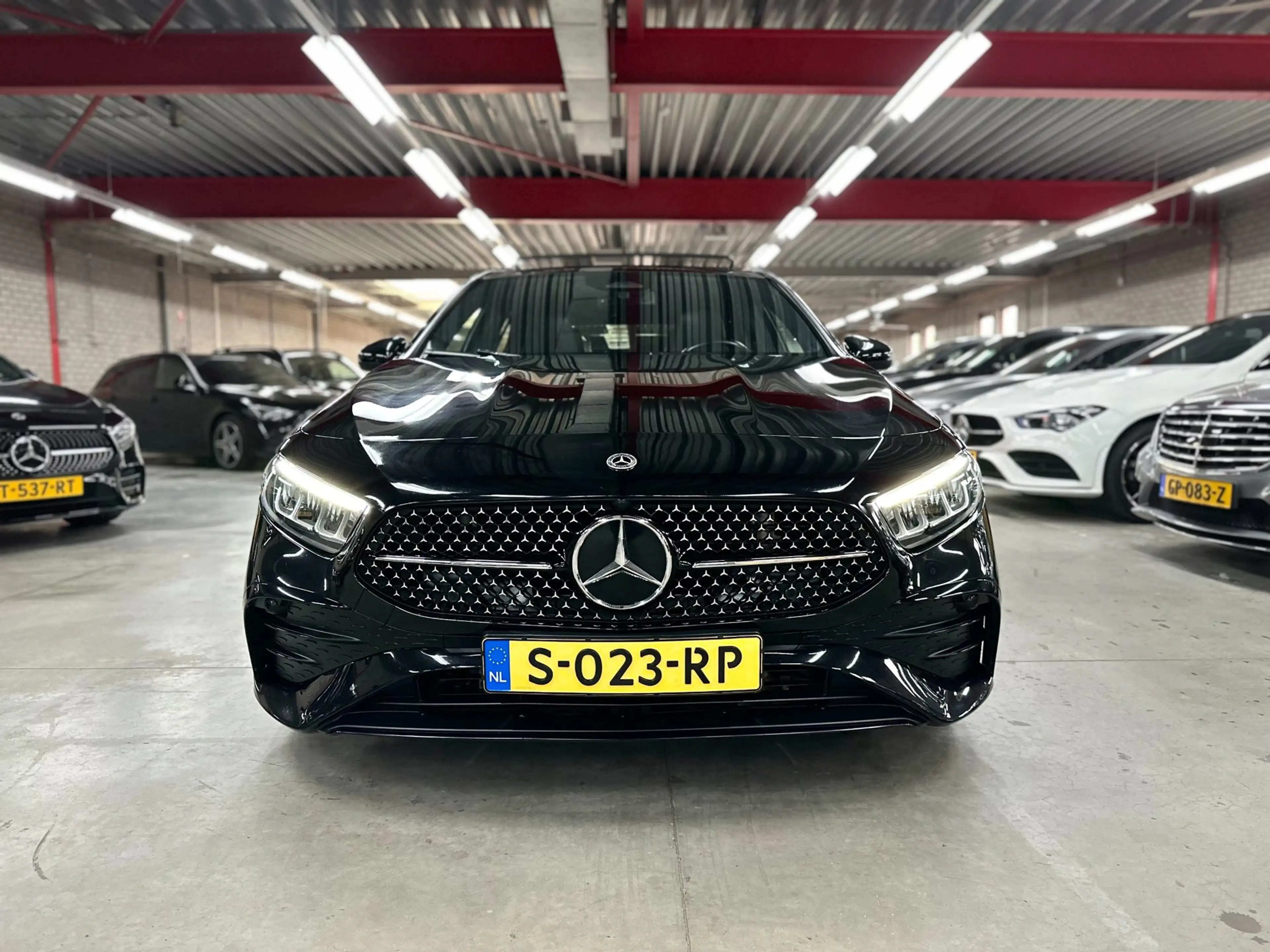 Mercedes-Benz A 180 AMG Line, Pano, Org NL, BTW! — photo 8