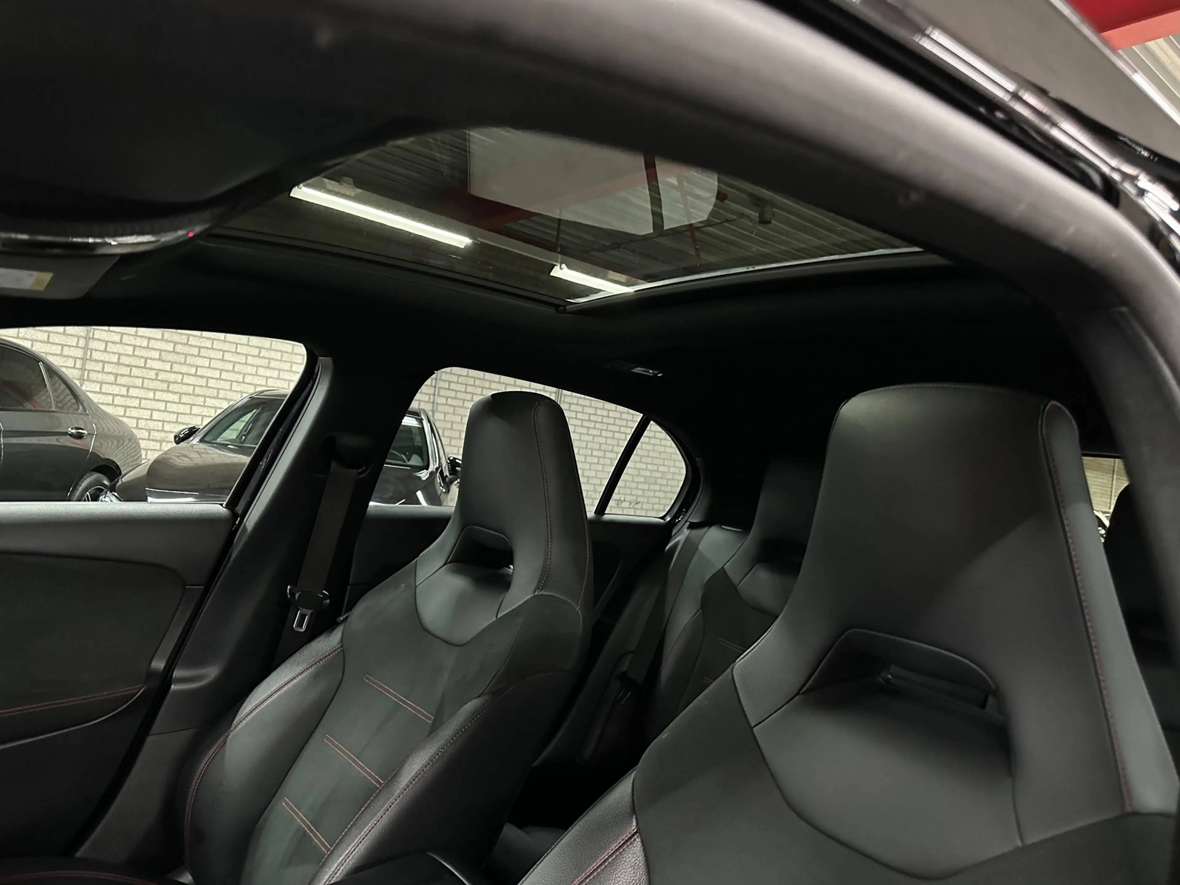Mercedes-Benz A 180 AMG Line, Pano, Org NL, BTW! — photo 15