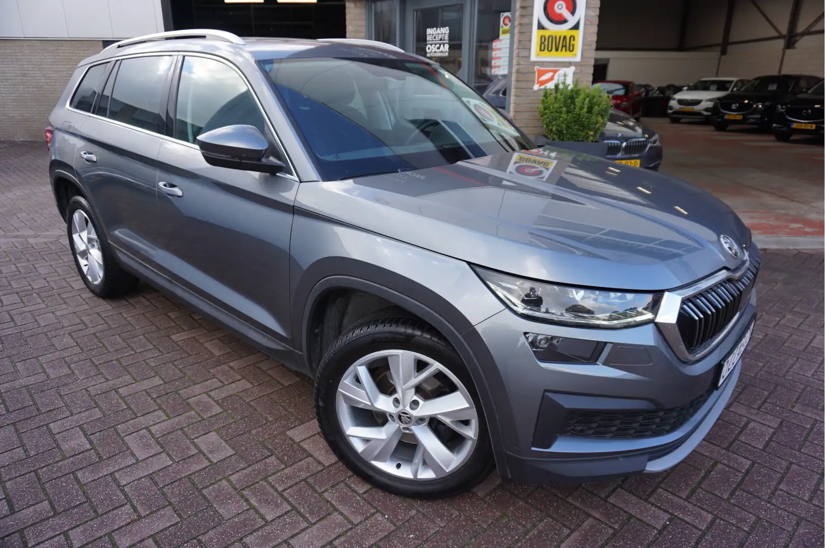 Skoda Kodiaq 1.5 TSI Style 7-P Automaat Grijs - 1