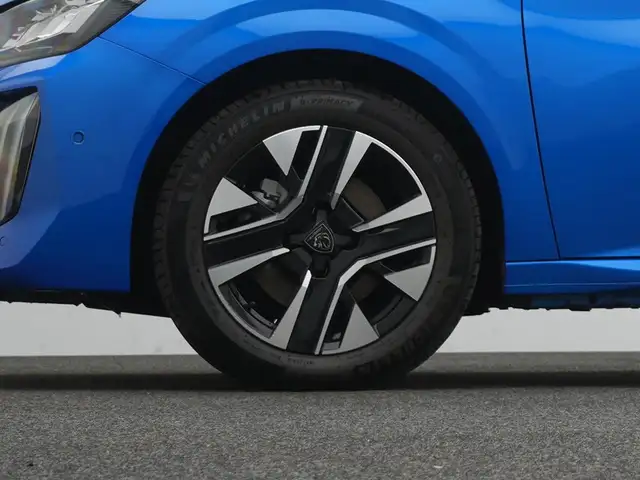 Peugeot 208 view 10