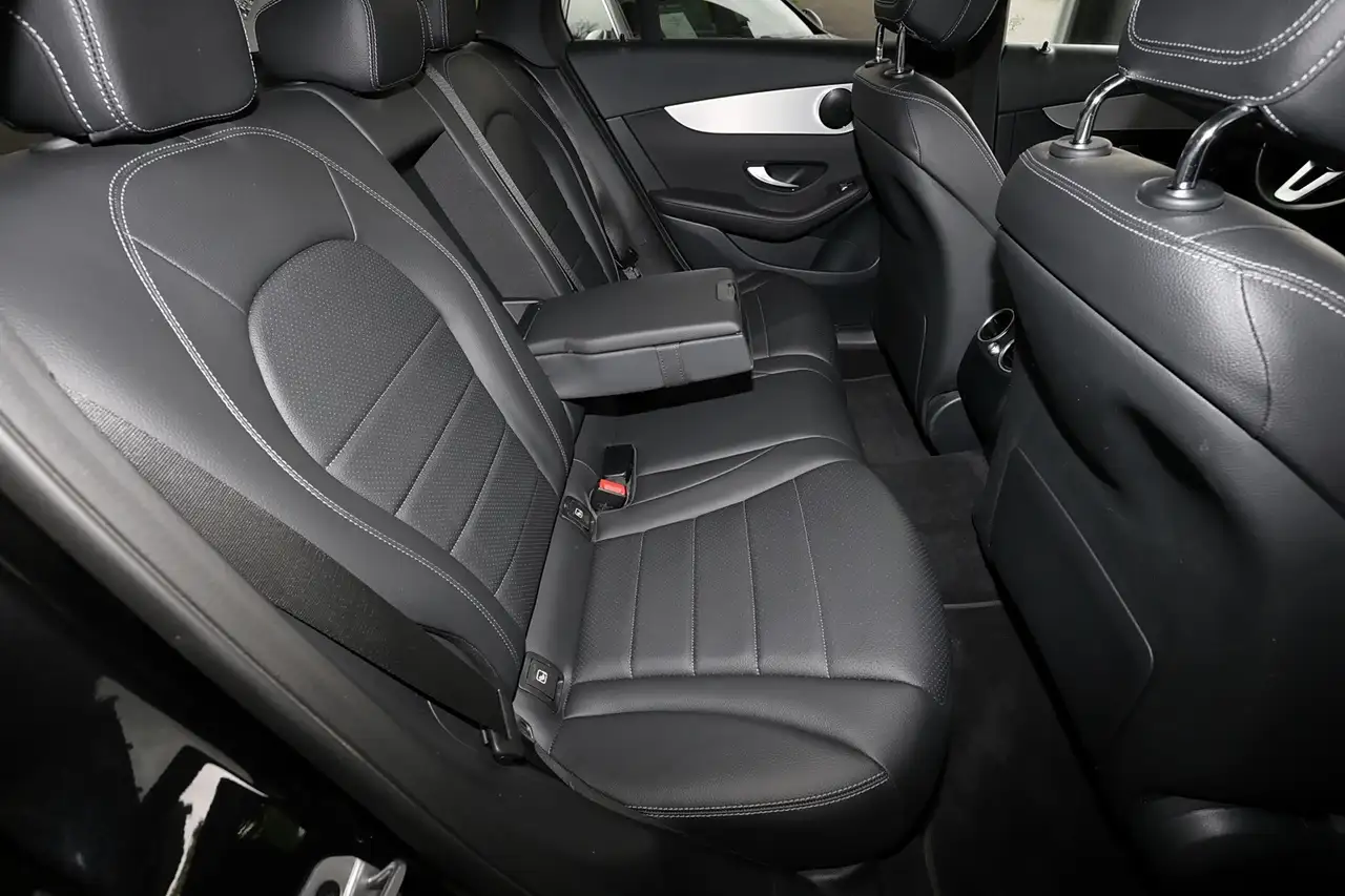 Mercedes-Benz GLC 300 de 4MATIC KAMERA+TOTWINKEL+MBUX+LED+19" 6